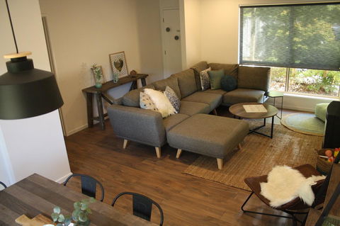 4 Autumn Grove - Accommodation 4U 4