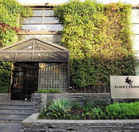 Albert Heights Serviced Apartments - Accommodation 4U