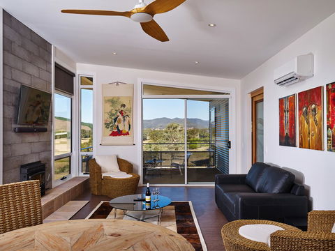 Panoramia Villas - Accommodation 4U 10