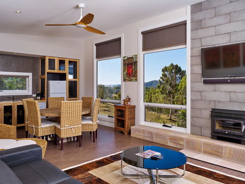 Panoramia Villas - Accommodation 4U 9