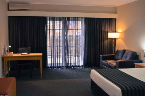 Quality Hotel Melbourne Airport - Accommodation 4U 13