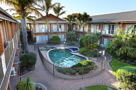 Quality Hotel Melbourne Airport - Accommodation 4U 1