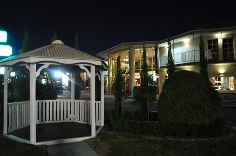 Quality Hotel Melbourne Airport - Accommodation 4U 12