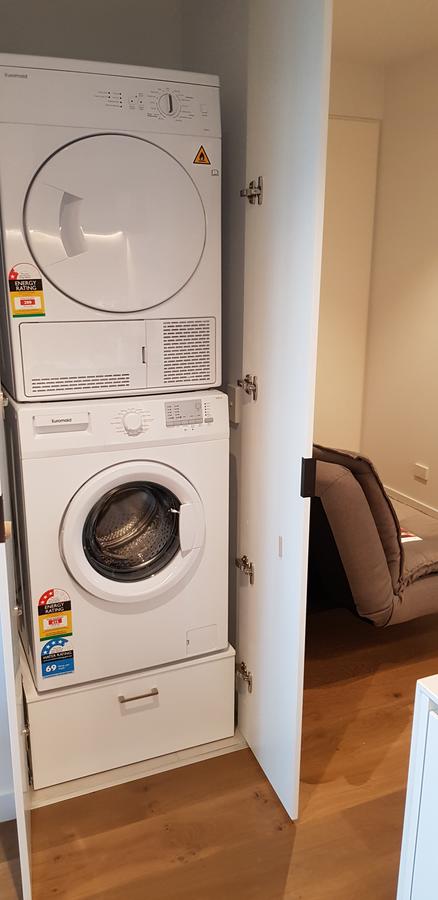Ivanhoe Apartments - Accommodation 4U 6