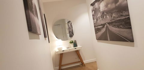 Ivanhoe Apartments - Accommodation 4U 15