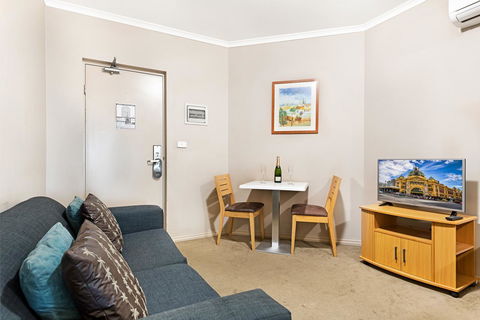 Punt Road Apartment Hotel - Accommodation 4U 18