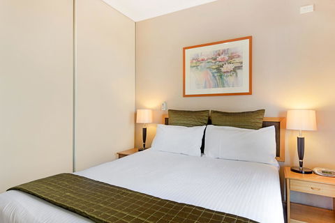Punt Road Apartment Hotel - Accommodation 4U 11