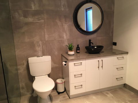 Apostle Hideaway - Central Port Campbell - Accommodation 4U 10