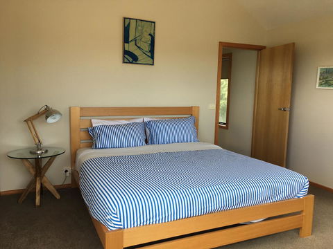 Apostle Hideaway - Central Port Campbell - Accommodation 4U 7