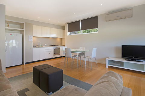 Sorrento Chic - Accommodation 4U 0