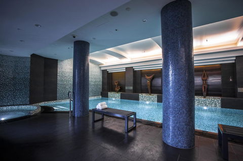 Quay West Suites Melbourne - Accommodation 4U 10