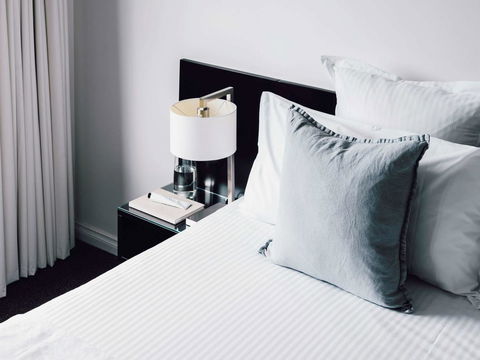 Quay West Suites Melbourne - Accommodation 4U 39
