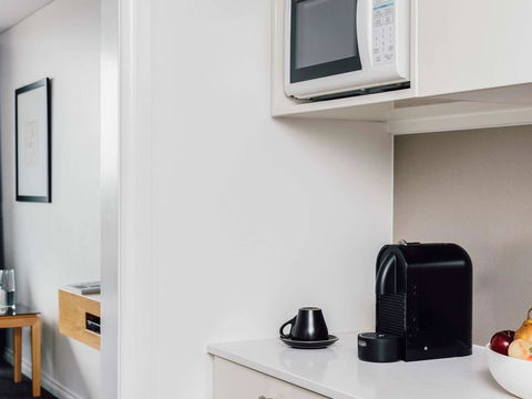 Quay West Suites Melbourne - Accommodation 4U 41