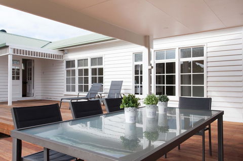 Sundowner - Accommodation 4U 8
