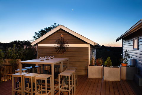Churchills - Accommodation 4U 5