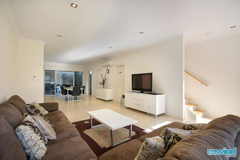 The Block Townhouses - Accommodation 4U 0