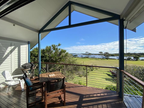 The Boathouse - Accommodation 4U 3