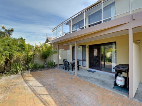 The Breakers, 16B Government Road - Accommodation 4U 0