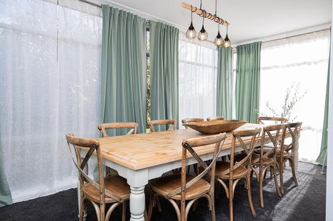 The Byng House Grand And Central, Entertain 12 - Accommodation 4U 0