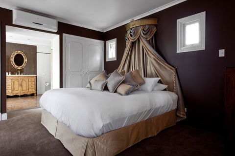 The Castle On Tamborine - Accommodation 4U 1