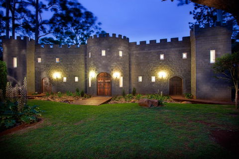 The Castle On Tamborine - Accommodation 4U 0