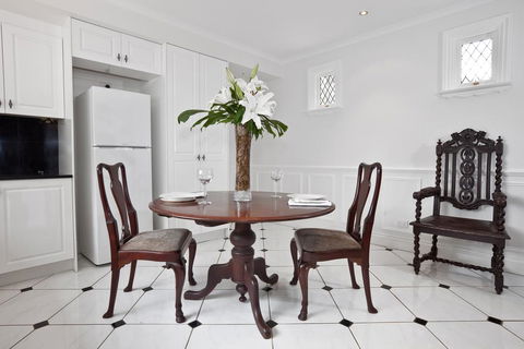 The Castle On Tamborine - Accommodation 4U 2