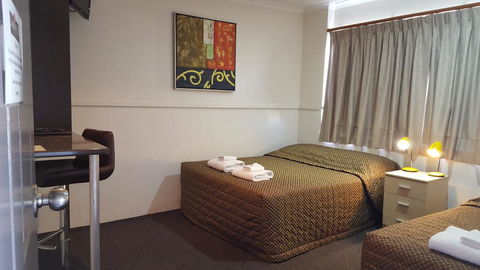 The Commercial Hotel Motel - Accommodation 4U 2
