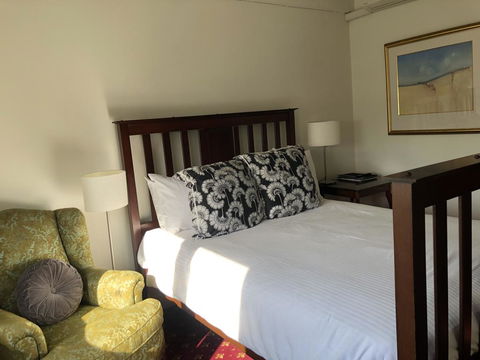 The Corner Hotel Alexandra - Accommodation 4U 2