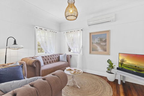 The Cottage On Lamington - Accommodation 4U 3