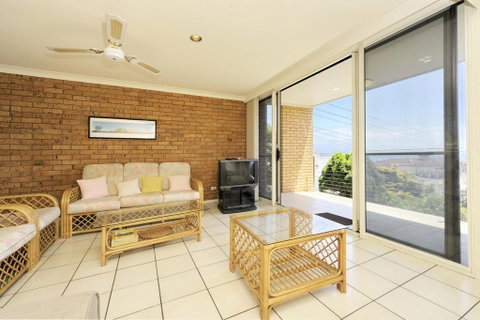 The Crest Unit 1 - Shoal Bay - Accommodation 4U 3