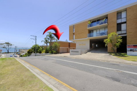 The Crest Unit 1 - Shoal Bay - Accommodation 4U 1