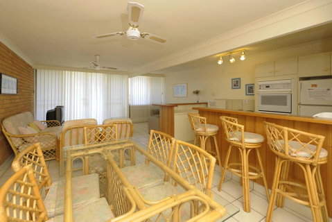 The Crest Unit 1 - Shoal Bay - Accommodation 4U 2