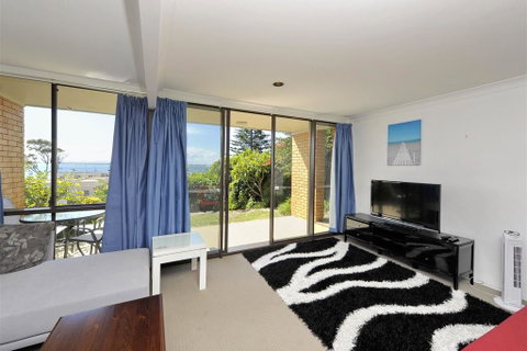 The Crest Unit 5 - Shoal Bay - Accommodation 4U 2