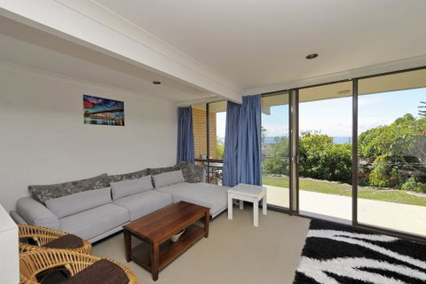 The Crest Unit 5 - Shoal Bay - Accommodation 4U 3