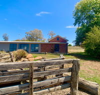 The Daydawn Dairy - Perched High Simple Living  What a View - Accommodation 4U