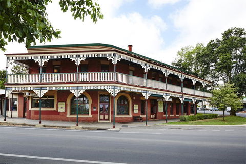 The Daylesford Hotel - Accommodation 4U 1