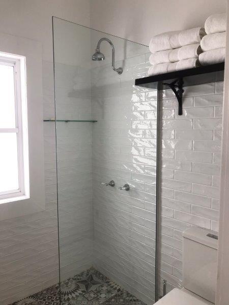 The Dewhurst - Sophisticated Entire CBD Apartment - Accommodation 4U 3