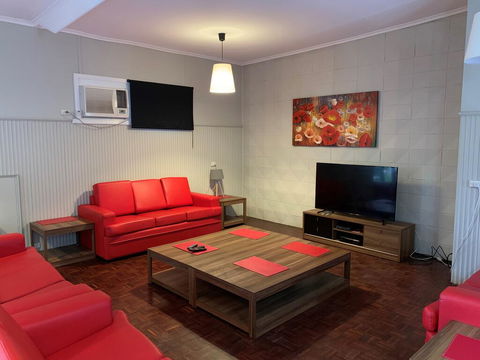 The Gazebo Place - Strathmerton - Accommodation 4U 2