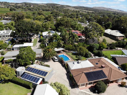 The Grape And Olive At Willunga - Accommodation 4U 1