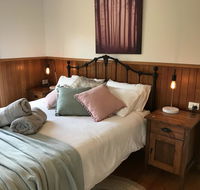 The Green Room Wattle Glen - Accommodation 4U