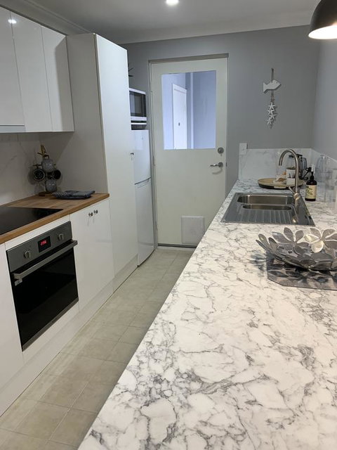 The Hutt - Accommodation 4U 1