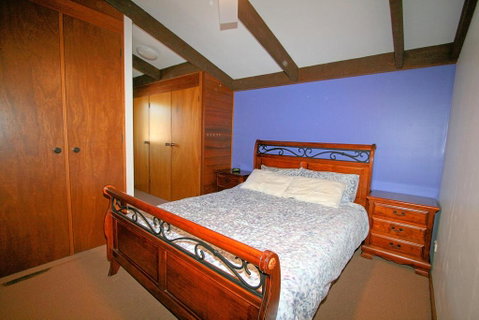 The Lakefront 69 Townsend Street - Accommodation 4U 1