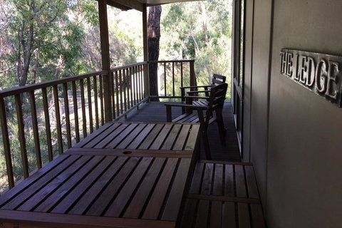 The Ledge Holiday House - Accommodation 4U 1