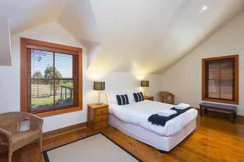 The Mews Studio - Accommodation 4U 3