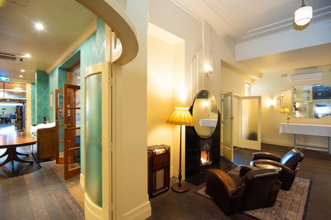 The Mile End Hotel - Accommodation 4U 2