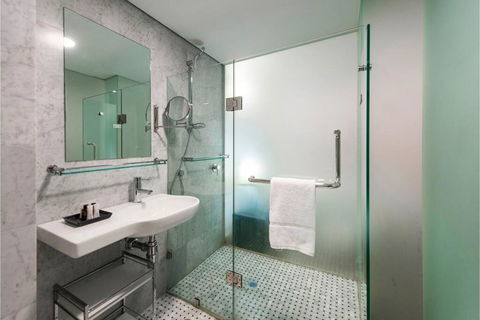 The Nest - Spacious Studio On Newcastle St With Roof Terrace - Accommodation 4U 2