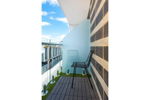 The Nest - Spacious Studio On Newcastle St With Roof Terrace - Accommodation 4U 1