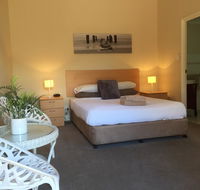 The Nosh  Nod - Howick Street - Accommodation 4U