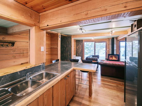 The Pier House - Accommodation 4U 3