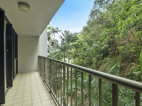 THE ROCKS RESORT, UNIT 3D - Accommodation 4U 2